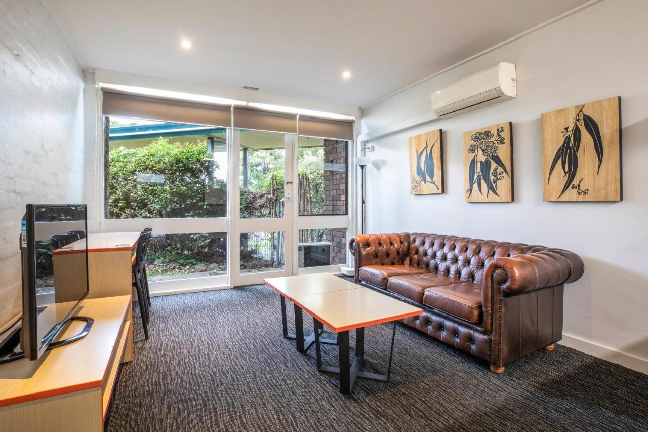 Burvale Hotel Nunawading Exterior foto