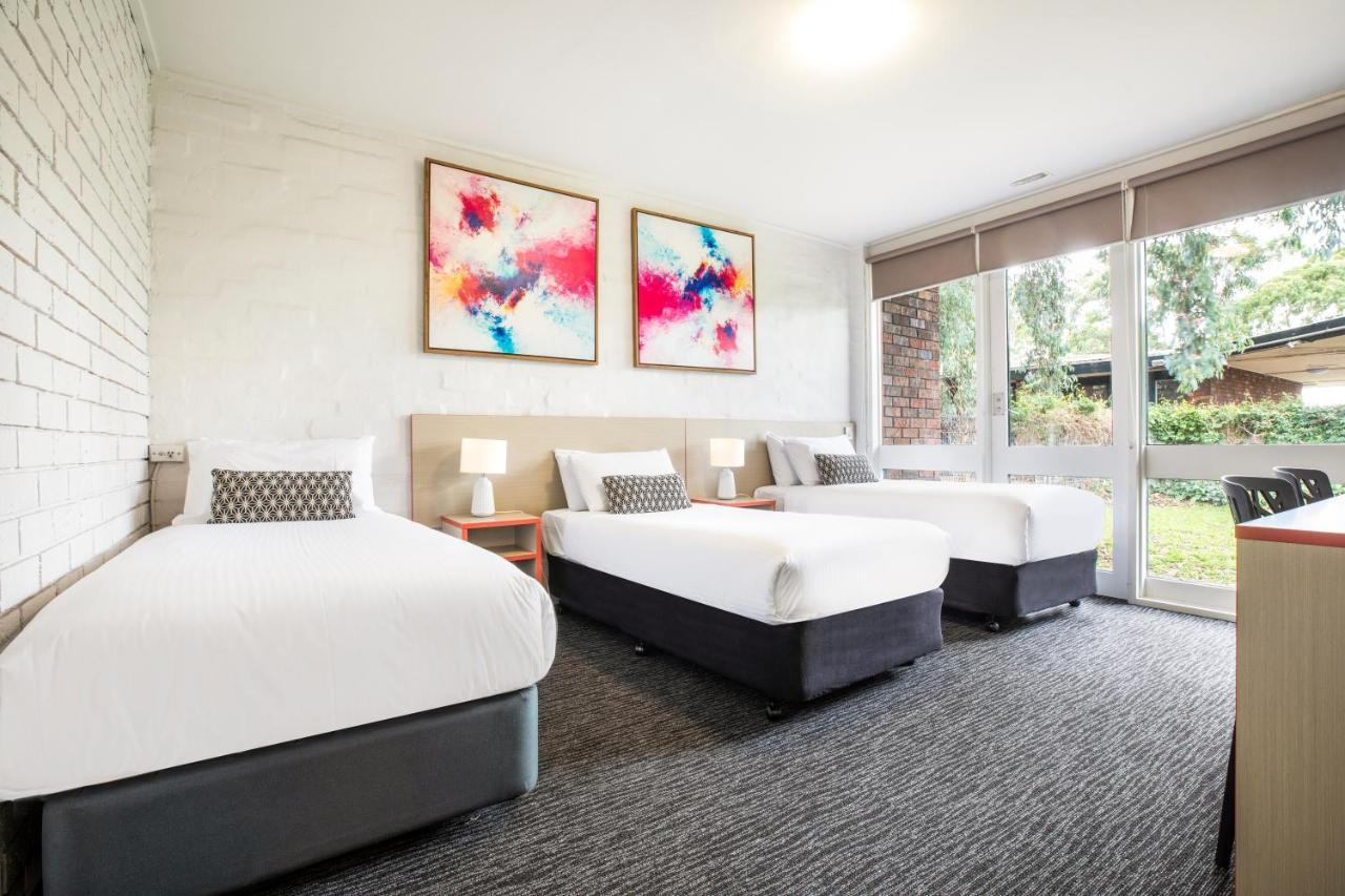 Burvale Hotel Nunawading Exterior foto